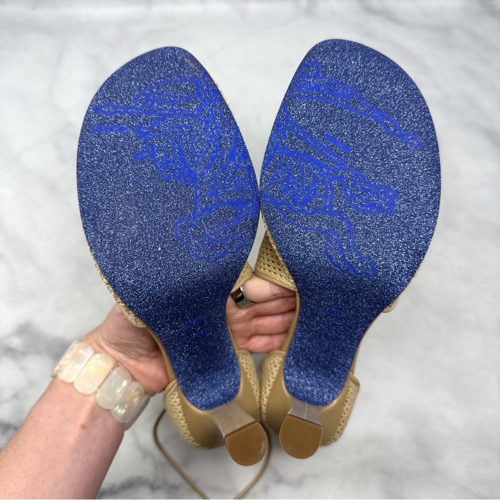 NEW Burberry Prorsum Embroidered Logo Mesh Ankle Wrap Tie Sandal Pump Heels 39.5 - Picture 10 of 16
